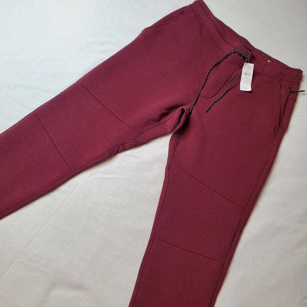 American Eagle Outfitters Men's Size M NWT Active 24/7 Fleece Joggers Maroon